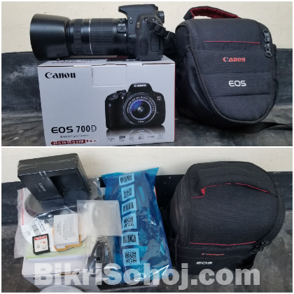 Canon 700d with EFS 55-250mm IS ii lens for sell